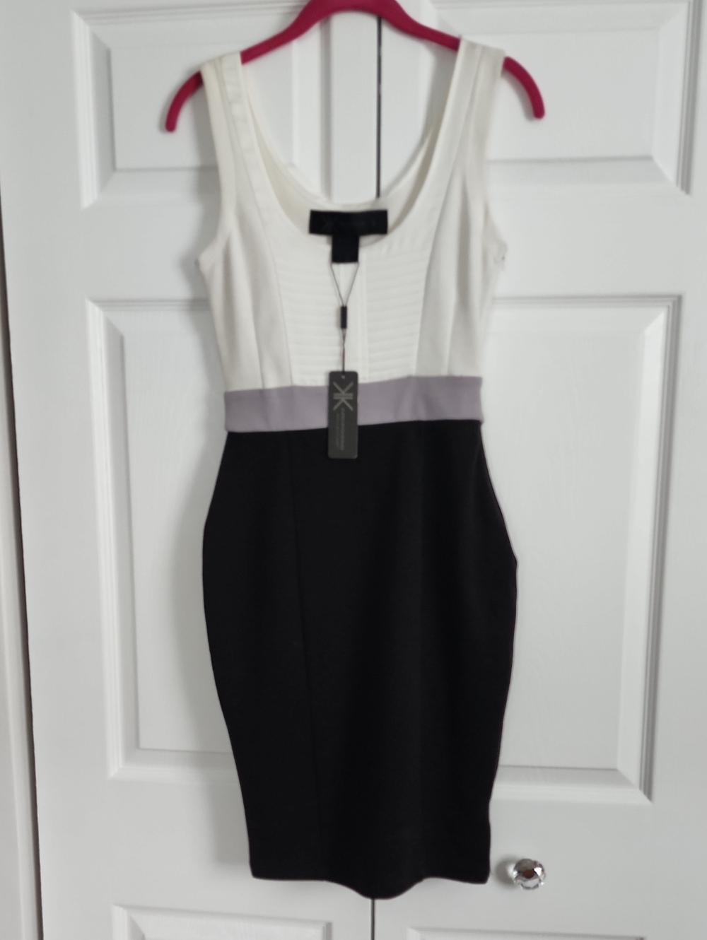 Kardashian Kollection White, Gray & Black Sleeveless Colorblock Sheath Dress